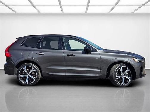 2024 Volvo XC60 Ultimate