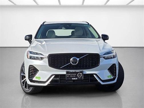 2023 Volvo XC60 Plus