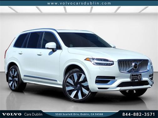 2024 Volvo XC90 Recharge Plug-In Hybrid Ultimate