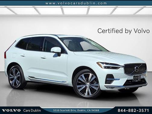 Crystal White 2023 Volvo XC60 B5 Ultimate Bright Theme