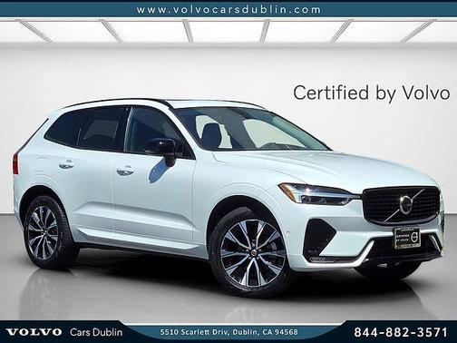Crystal White 2025 Volvo XC60 Plus