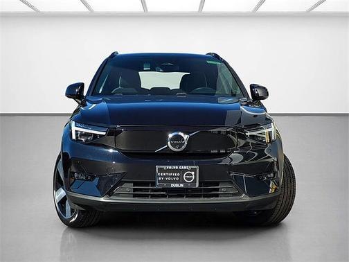 2024 Volvo XC40 Plus