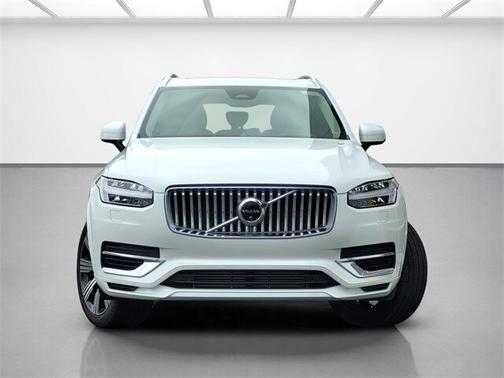 2025 Volvo XC90 Plug-In Hybrid T8 Ultra