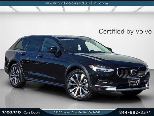 2024 Volvo V90 Cross Country Plus