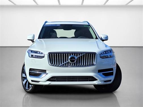 2022 Volvo XC90 Recharge Plug-In Hybrid T8 Inscription 6 Passenger