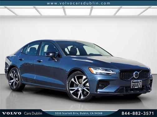 2025 Volvo S60 B5 Core