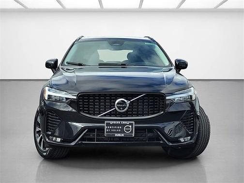 2025 Volvo XC60 Plus