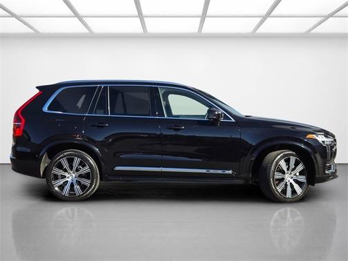 2024 Volvo XC90 Recharge Plug-In Hybrid T8 Plus Bright Theme 7 Passenger