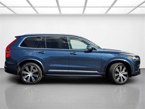 2024 Volvo XC90 Recharge Plug-In Hybrid T8 Plus Bright Theme 7 Passenger