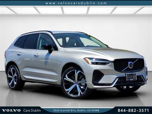 2025 Volvo XC60 Plug-In Hybrid T8 Ultra