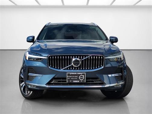 2023 Volvo XC60 B5 Plus Bright Theme