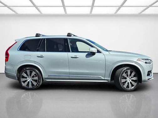 Vapour Grey 2024 Volvo XC90 Ultimate