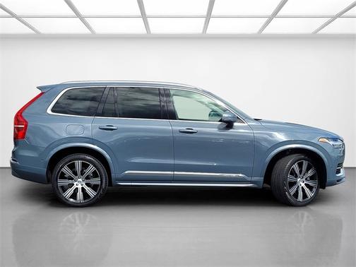 2023 Volvo XC90 Recharge Plug-In Hybrid T8 Plus 6 Passenger