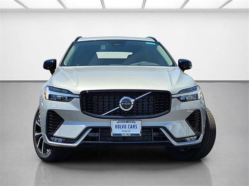 2025 Volvo XC60 Plus