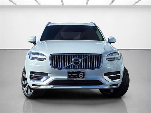 2024 Volvo XC90 Plus