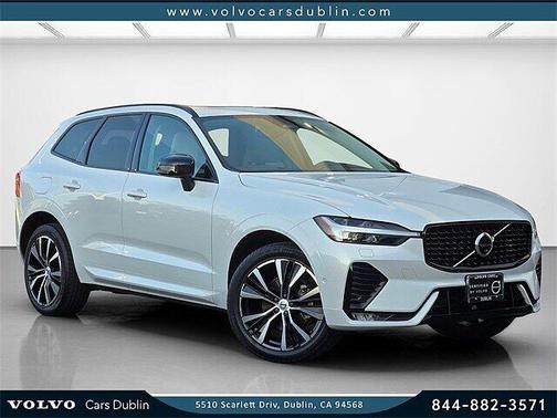 2023 Volvo XC60 Plus