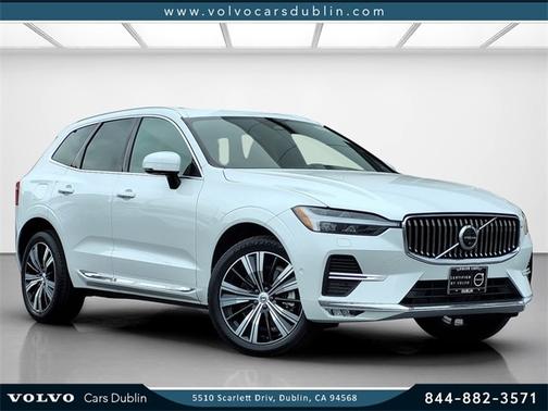2022 Volvo XC60 B5 Inscription