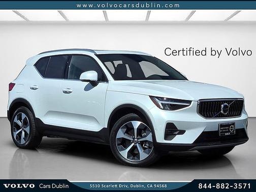 2025 Volvo XC40 Plus