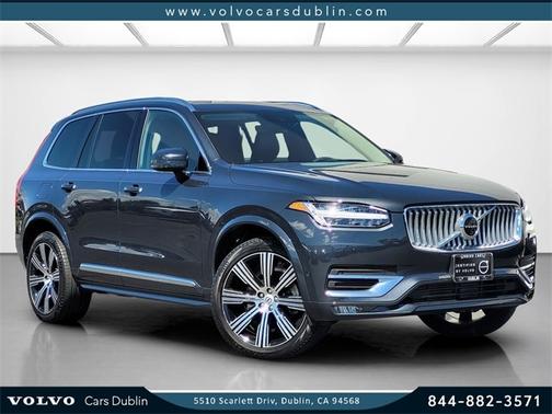 2022 Volvo XC90 T6 Inscription