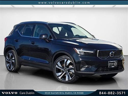 2025 Volvo XC40 Plus