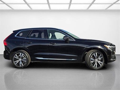 2023 Volvo XC60 Plus