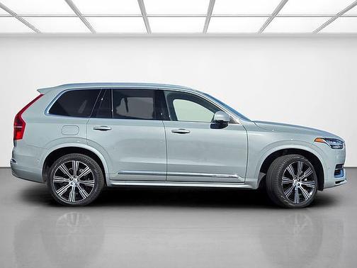 Vapour Grey 2024 Volvo XC90 Recharge Plug-In Hybrid Ultimate