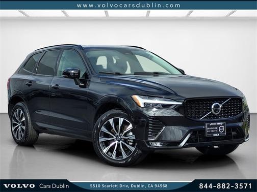 2025 Volvo XC60 B5 Plus