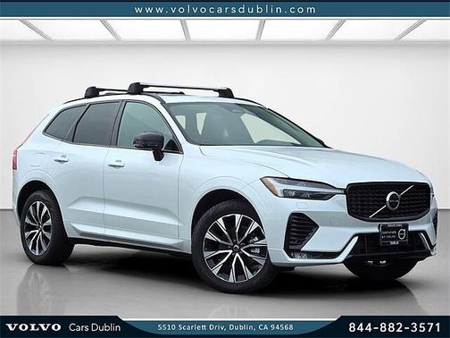 2025 Volvo XC60 Core