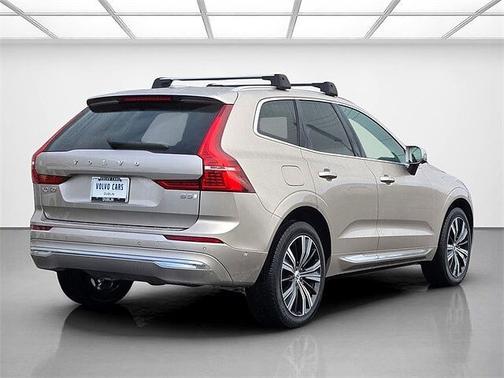 2023 Volvo XC60 Plus