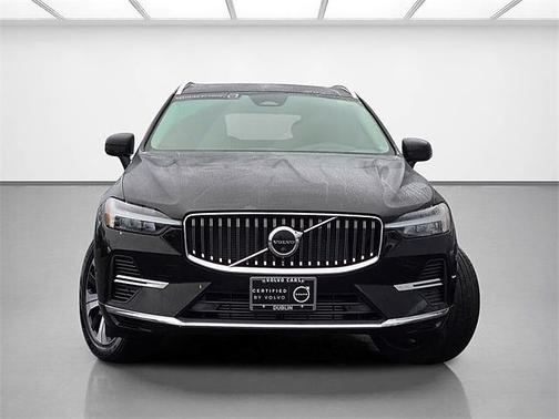 2023 Volvo XC60 Plus