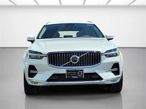 2022 Volvo XC60 B5 Inscription