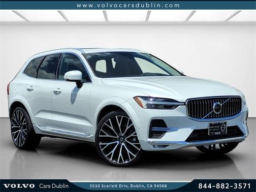 2022 Volvo XC60 B5 Inscription