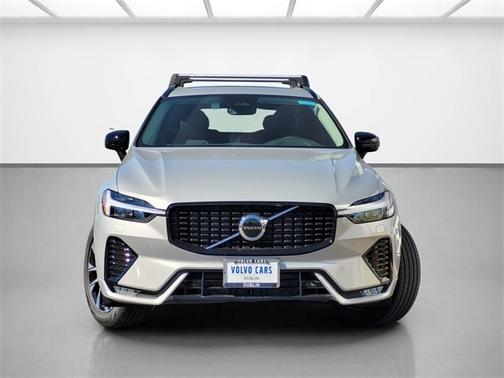 2025 Volvo XC60 B5 Core