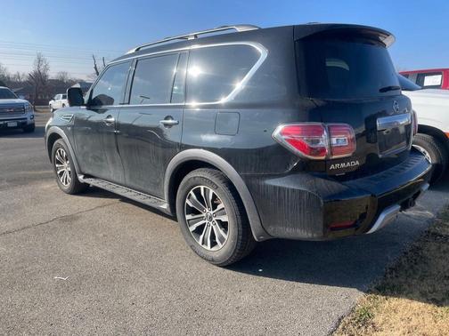 2017 Nissan Armada SL