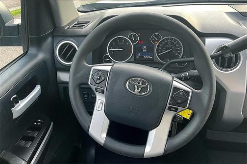 2014 Toyota Tundra SR5