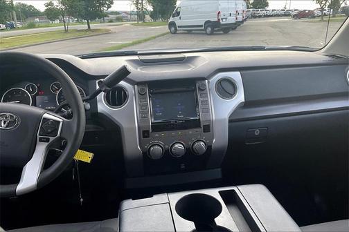 2014 Toyota Tundra SR5