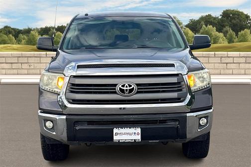 2014 Toyota Tundra SR5