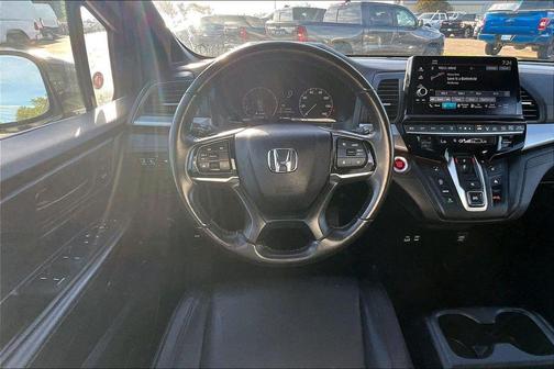 White 2025 Honda Odyssey Sport-L