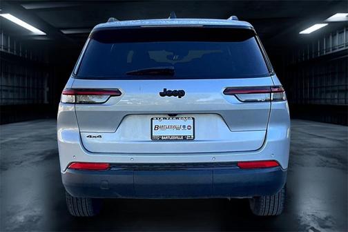 2024 Jeep Grand Cherokee L Laredo