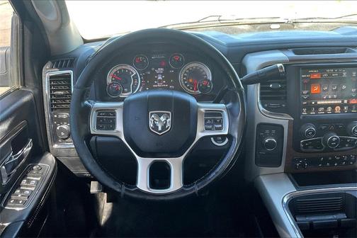 2016 RAM 2500 Laramie