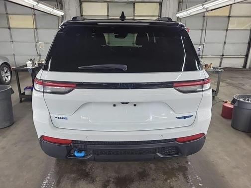 2024 Jeep Grand Cherokee 4xe Trailhawk