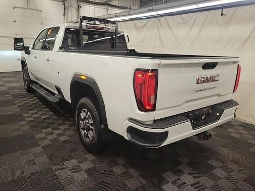 2023 GMC Sierra 2500 AT4