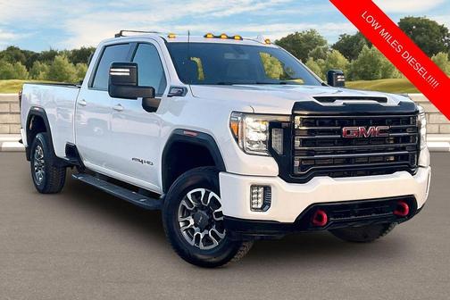 Summit White 2023 GMC Sierra 2500 AT4