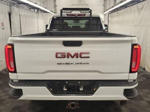 2023 GMC Sierra 2500 AT4