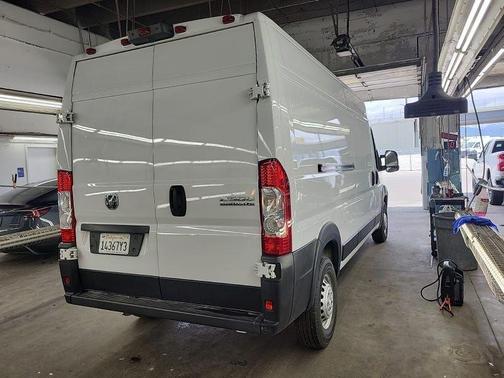 Bright White Clearcoat 2025 RAM ProMaster 2500 High Roof