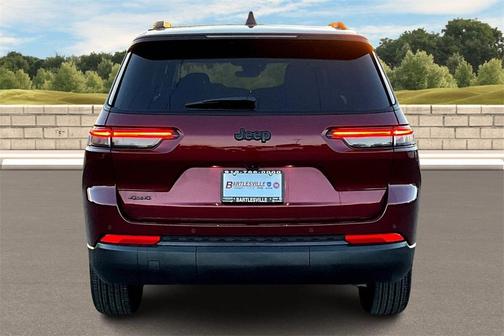 2025 Jeep Grand Cherokee L Laredo