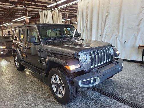 Granite Crystal Clearcoat Metallic 2021 Jeep Wrangler Unlimited Sahara