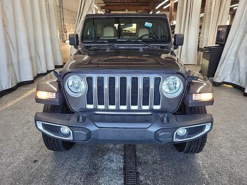 Granite Crystal Clearcoat Metallic 2021 Jeep Wrangler Unlimited Sahara