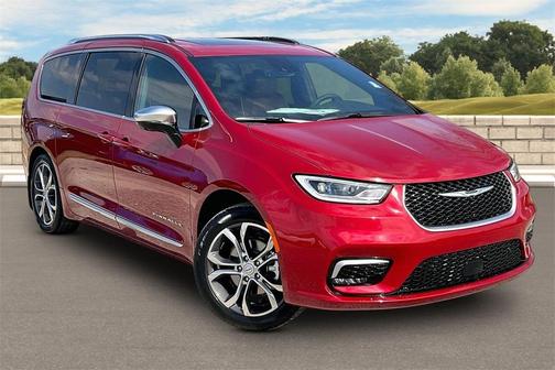 2026 Chrysler Pacifica Pinnacle