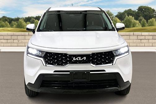 2022 Kia Sorento LX